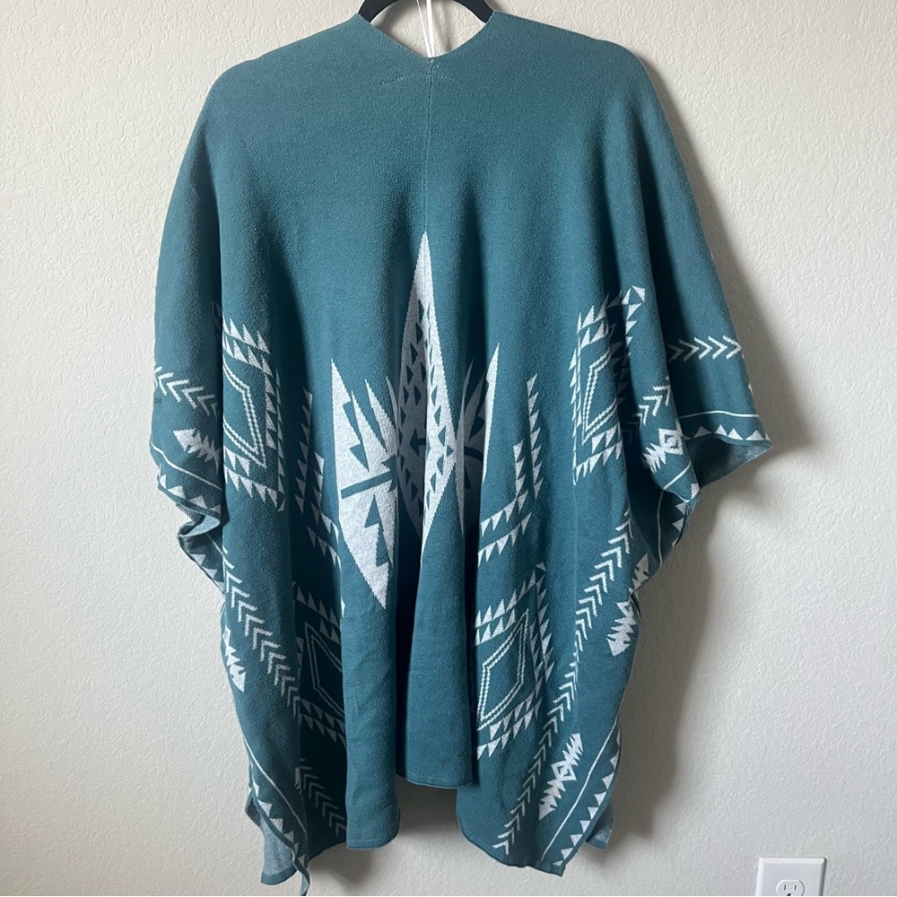WRANGLER WOMEN'S OPEN FRONT AZTEC PRINT DRAPE CARDIGAN